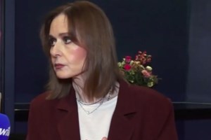 Κάτια Δανδουλάκη: "Οι γυναίκες διαλέγουν τον γιατρό τους - Εγώ πήρα από τον μπαμπά μου" - εικόνα 2