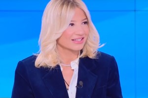 Σοκαρισμένη η Φαίη Σκορδά με την αποκάλυψη στον αέρα της εκπομπής της - εικόνα 4