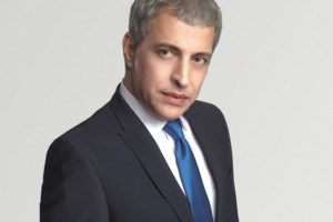 Σάσα Μπάστα: "Αποκλείεται ο Θέμης Αδαμαντίδης να έχει σηκώσει το χέρι του σε γυναίκα"