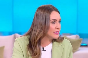 "Love it" | To απρόοπτο on air - "Έρχονται να μας μαζέψουν"