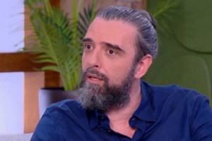 Σωτήρης Τσαφούλιας: "Η σάτιρα πρέπει να χτυπά κάτι που είναι ψηλότερα από αυτόν που το σατιρίζει και όχι ανθρώπους" - εικόνα 3