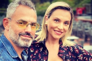 Η Ελεωνόρα Ζουγανέλη στην κουζίνα του σπιτιού με τον πατέρα της - Το επικό σχόλιο του Νίκου Συρίγου