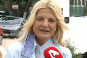 Τατιάνα Στεφανίδου: "Είμαι μια γυναίκα πολλά χρόνια παντρεμένη και αγαπώ τον άντρα μου πάρα πολύ"