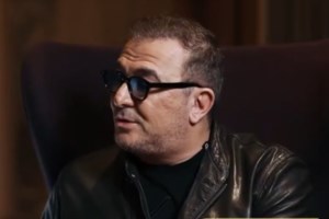 Ο Αντώνης Ρέμος στην κριτική επιτροπή του J2US;