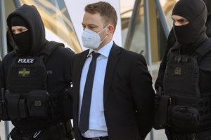 Μπάμπης Αναγνωστόπουλος | Διεκόπη η δίκη του – Όσα δήλωσε στο δικαστήριο