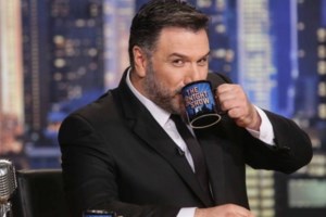 Γιώργος Λιάγκας: "Θα έπρεπε να προσέχει η Δανάη Μπάρκα. Θα μου πεις, δεν κρατήθηκε, δικαίωμά της και δεν το κρίνω" - εικόνα 3