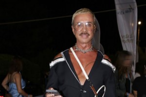 Λάκης Γαβαλάς: "Παρεξηγήθηκε η Άννα Βίσση. Μου έστειλε μήνυμα ότι δεν με θέλει πια για φίλο"