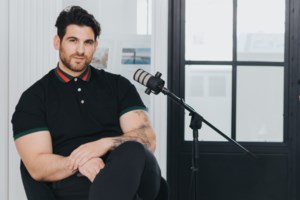 Δημήτρης Μακαλιάς: "Αυτό εγώ δεν θα το παλέψω. Όταν το σκοτάδι είναι τόσο βαθύ, αυτή η μαύρη τρύπα του, φοβάμαι μη με ρουφήξει" - εικόνα 5