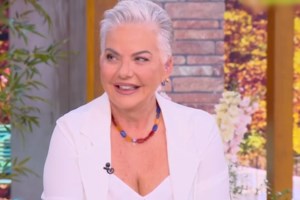 Ο Ανδρέας Μικρούτσικος ξεκαθαρίζει για τη Νανά Παλαιτσάκη: "Δεν είναι στο επίπεδό μου να αλλάζω τα επίθετα"