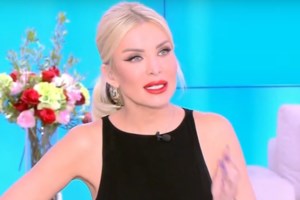 Η αποκάλυψη της Κατερίνας Καινούργιου για το δώρο που της έκανε ο Παναγιώτης Κουτσουμπής - εικόνα 2