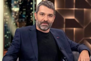 Δανάη Μπάρκα: "Κλήθηκα να επιλέξω ανάμεσα σε δυο παραστάσεις, είναι παλιακό αυτό"