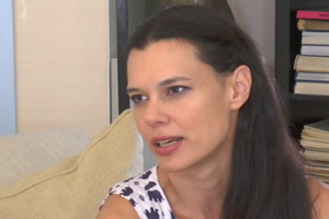 Ισαβέλλα Δάρρα: "Είχα μία πολύ αυστηρή μάνα, πέρασα πολύ δύσκολα" - εικόνα 2