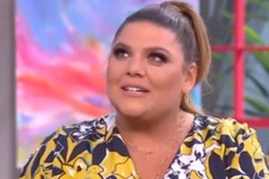 Η Δανάη Μπάρκα "ραγίζει" καρδιές για το θάνατο του παππού της: "Μαύρη μέρα, κλαίω, υποφέρω"