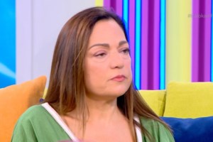 Ελένη Καρακάση: "Έχω βιώσει να είμαι σκελετός με δέρμα και να με βλέπω χοντρή"