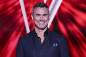 Ο Γιώργος Καπουτζίδης επέστρεψε στο "The Voice" με επική αναφορά στον Γιώργο Λιανό