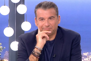 Φαίη Σκορδά στον Γιώργο Λιάγκα: "Θα τη βγάλεις την εκπομπή;"