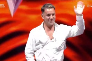 "Πρώτη φορά ένιωσα τέτοια ανασφάλεια"| Η ατάκα της Έλενας Παπαρίζου σε διαγωνιζόμενο