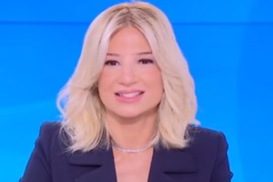 Η αποκάλυψη της Φαίης Σκορδά που άφησε άφωνους Δημήτρη Ουγγαρέζο και Δημήτρη Σκαρμούτσο - εικόνα 2