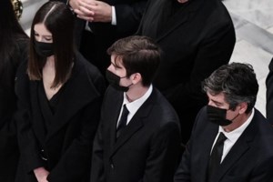 Το τελευταίο αντίο στην Φώφη Γεννηματά - Ήταν όλοι εκεί για να την αποχαιρετήσουν