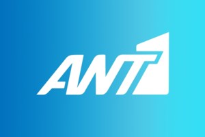 Η Κατερίνα Καραβάτου έγινε κουμπάρα! Παντρεύτηκε το ζευγάρι του "Power of love"