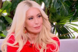 Οι κούκλοι γιοι της Μαρίας Μπακοδήμου, Νικήτας και Άρης στο γυμναστήριο με τον πατέρα τους - εικόνα 2