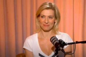 Η μεγάλη επιστροφή του Γιώργου Κιμούλη στη θεατρική Αθήνα - εικόνα 2