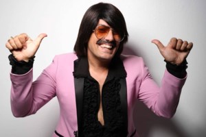 Ο Τόνι Σφήνος σε νέα απάντηση στον Πασχάλη: "Θίχτηκα γιατί άκουσα τη λέξη γελοιοποιώ"