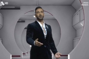 "J2US" | Δείτε backstage φωτογραφίες από τη μεγάλη πρεμίερα! Θριαμβευτικά νούμερα τηλεθέασης