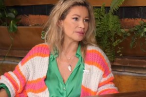 Άριελ Κωνσταντινίδη: "Ο Νίκος Καρβέλας είχε σκεφτεί να μας κάνει προξενιό"