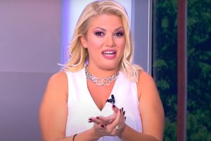 Ανδρέας Μικρούτσικος για Κωνσταντίνα Σπυροπούλου: "Ήταν θέμα τηλεφωνήματος εάν θα μείνουν στον σταθμό"