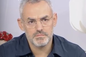 Η ένσταση της Φαίης Σκορδά στην στήριξη του Νίκου Συρίγου προς τον Γιώργο Νταλάρα: "Εσύ δεν το ήξερες όταν έκανες τη συνέντευξη;" - εικόνα 2