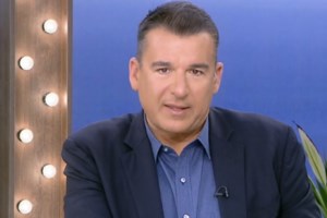 Ρούλα Κορομηλά: "Όταν περάσεις από συμπληγάδες αναθεωρείς - Νομίζεις ότι θα σταματήσεις να χαμογελάς, υποφέρεις"