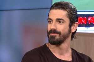 Δημήτρης Γκοτσόπουλος: Με ξένισε όταν μου είπαν για τον "Άγιο Έρωτα" - Πήγα στο casting με χαβανέζικο πουκάμισο - εικόνα 2