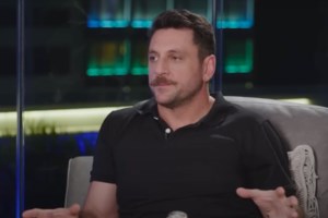 Γιώργος Χρυσοστόμου: "Δεν μπορώ να κοιμηθώ εύκολα μαζί του. Δεν ηρεμεί το νευρικό μου σύστημα" - εικόνα 4