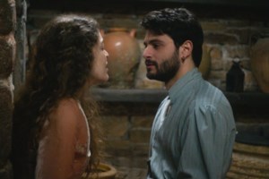 Aide-mémoire | Η καυστική Μπέττυ, ο "δικαστής" Μικρούτσικος και… το κουίζ που ρωτούν όλοι! - εικόνα 4