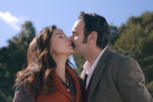 Άγριες Μέλισσες | "Εισβάλλει" και ο Βασίλης Χαραλαμπόπουλος;