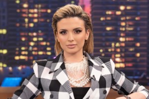 Ντορέττα Παπαδημητρίου: "Την αγάπη μου στην Κατερίνα Λιόλιου που δύο χρόνια μετά έρχεται στο προσκήνιο κάτι που θέλει να ξεχάσει" - εικόνα 3