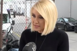 Χείμαρρος ο Λάκης Λαζόπουλος για τον Γιώργο Νταλάρα: "Δεν είναι και ο καλύτερος άνθρωπος του κόσμου" - εικόνα 2