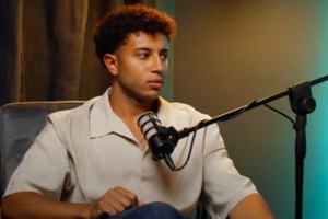 "Ο Άγγελος Μπράτης είναι τοπική μοδίστρια. Σχεδιαστής είναι ένας άνθρωπος που κάνει κολεξιόν"