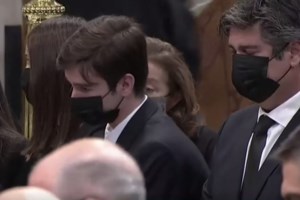 Φώφη Γεννηματά | "Λύγισαν" όλο τον κόσμο οι τρεις επικήδειοι λόγοι των παιδιών της