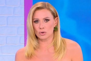 "Κοιταχτήκαμε με την Κατερίνα Καραβάτου, χαμογελάσαμε και είπαμε από κοινού 'Καλά θα πάει αυτό'"