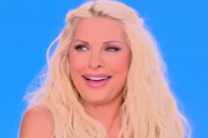 Ελένη Μενεγάκη: "Αφήνω το άρωμά μου να μείνει στο πλατό για τους επόμενους μήνες" - εικόνα 3