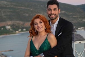 The Bachelor | Είναι η Μαρίνα το τρίτο πρόσωπο στη σχέση Παναγιώτη & Νικολέττας;