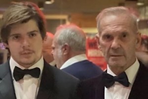 Η συγκινητική ανάρτηση του Πέτρου Κωστόπουλου για τον γιο του: "Καλό ταξίδι στη νέα σου ζωή"