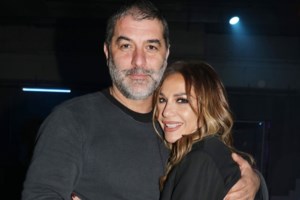 Νίκος Απέργης για Βανδή-Μπισμπίκη: "Μακάρι όλοι σε αυτήν την ηλικία να έδειχναν έτσι τον έρωτά τους" - εικόνα 2