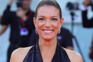 Η Βίκυ Καγιά σε καθημερινές στιγμές με τον επτάχρονο γιο της