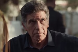 Αυτό είναι το νέο τηλεοπτικό βήμα του Γιάννη Μπέζου - εικόνα 2