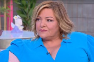 "Λύγισε" η Δανάη Μπάρκα μιλώντας για τον Χρήστο Χατζηπαναγιώτη: "Είναι πάνω από μπαμπάς"