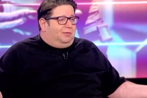 Θάνος Μπίρκος: Έχω ακούσει πολλές φορές να κάνω δίαιτα, πλέον απαντώ "βάλε κρεμούλα γιατί έχεις σπάσει" - εικόνα 2