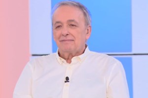 Ανδρέας Μικρούτσικος: "Τι λες βρε χριστιανή; Το βλέπω και ντρέπομαι" - εικόνα 3